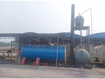 2噸導熱油鍋爐在客戶現(xiàn)場運行